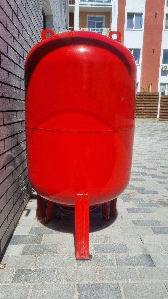 Гідроакамулятор 300 л