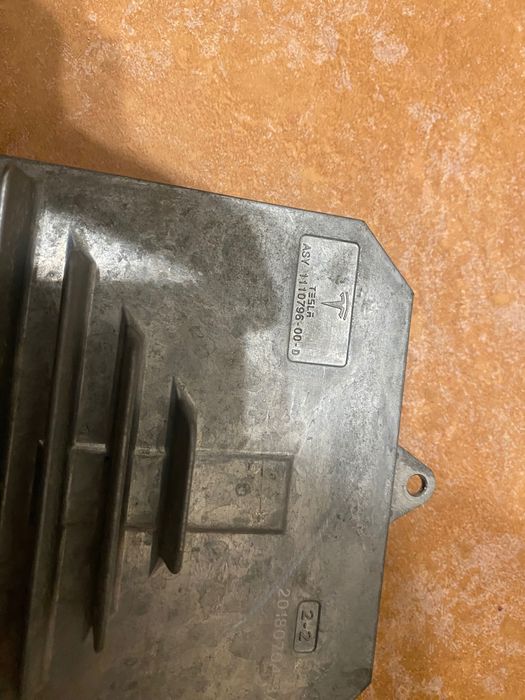 Блок фары TESLA MODEL 3 1110796-00-F
