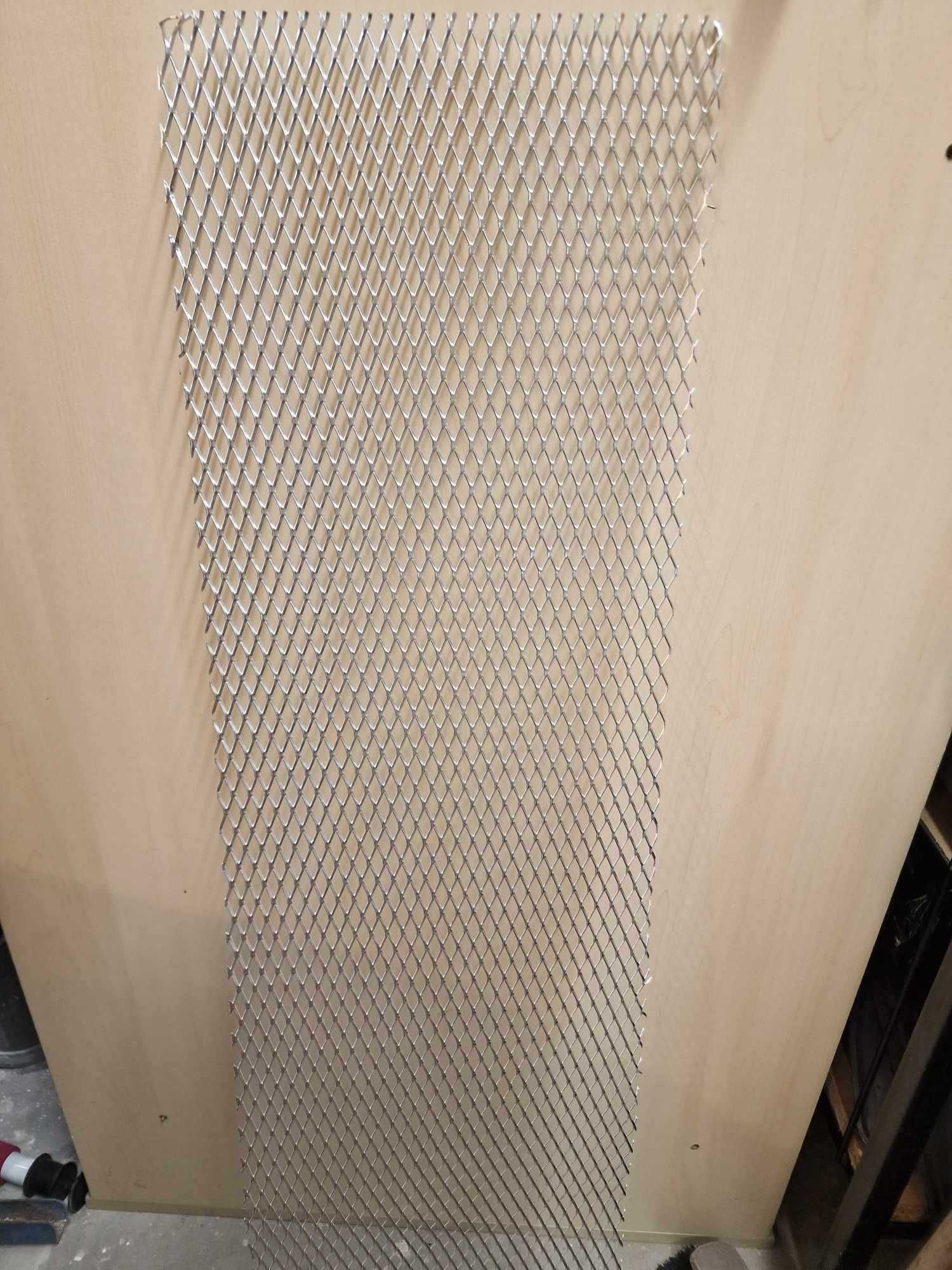 Sprzedam siatkę aluminiową 16/6
