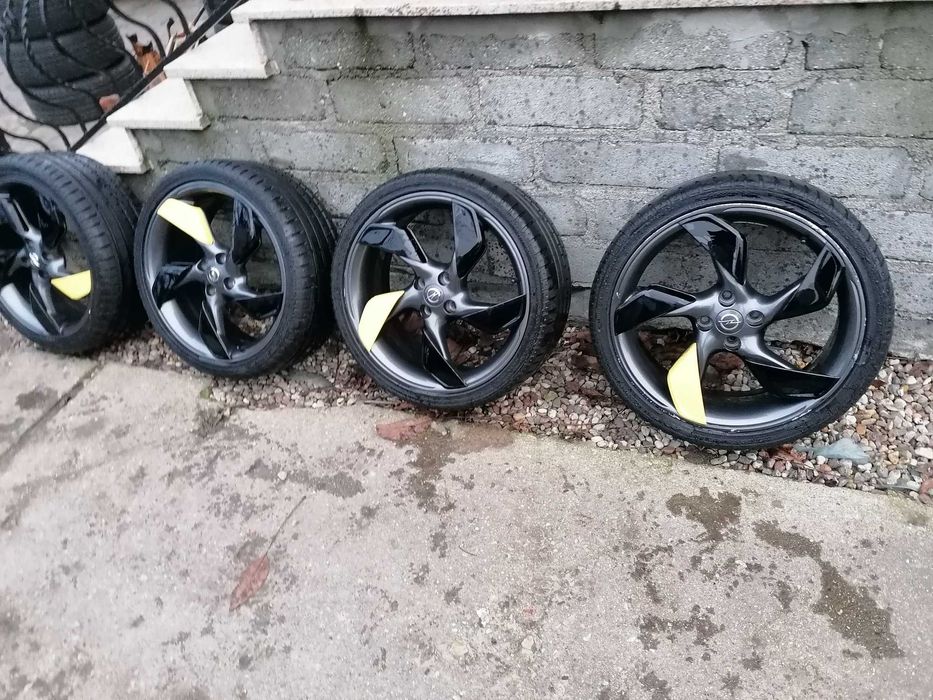 KOŁA alufelgi 4x100 18 OPEL CORSA D E 225/35/R18 astra MERIVA piękne