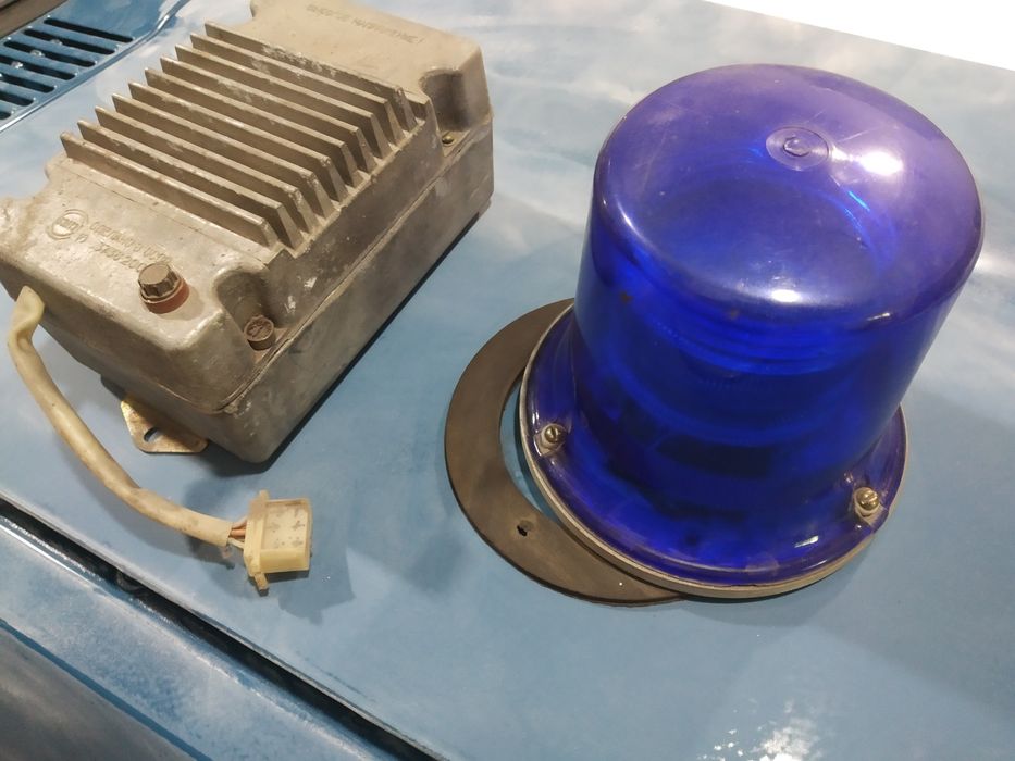 Продам мигалку міліцейську