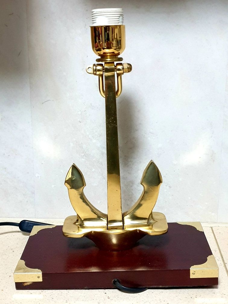 Candeeiro de mesa maritimo vintage com âncora em latão