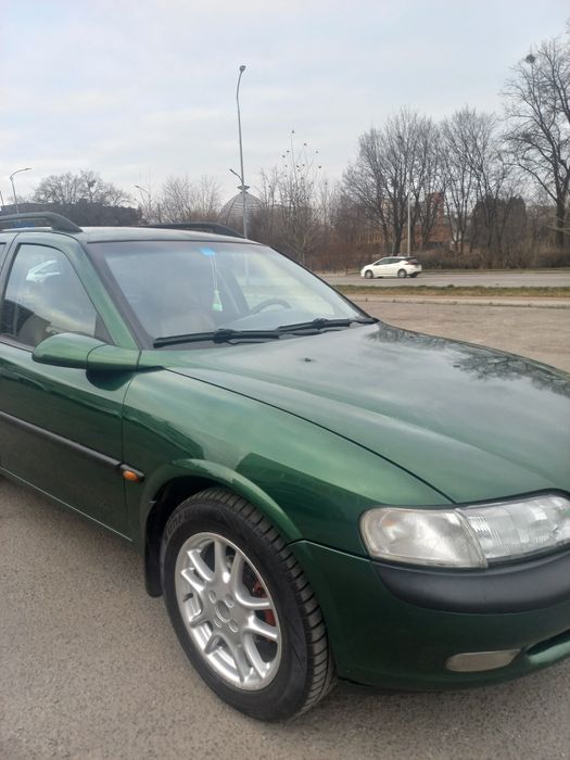 Опель Вектра б 1.8