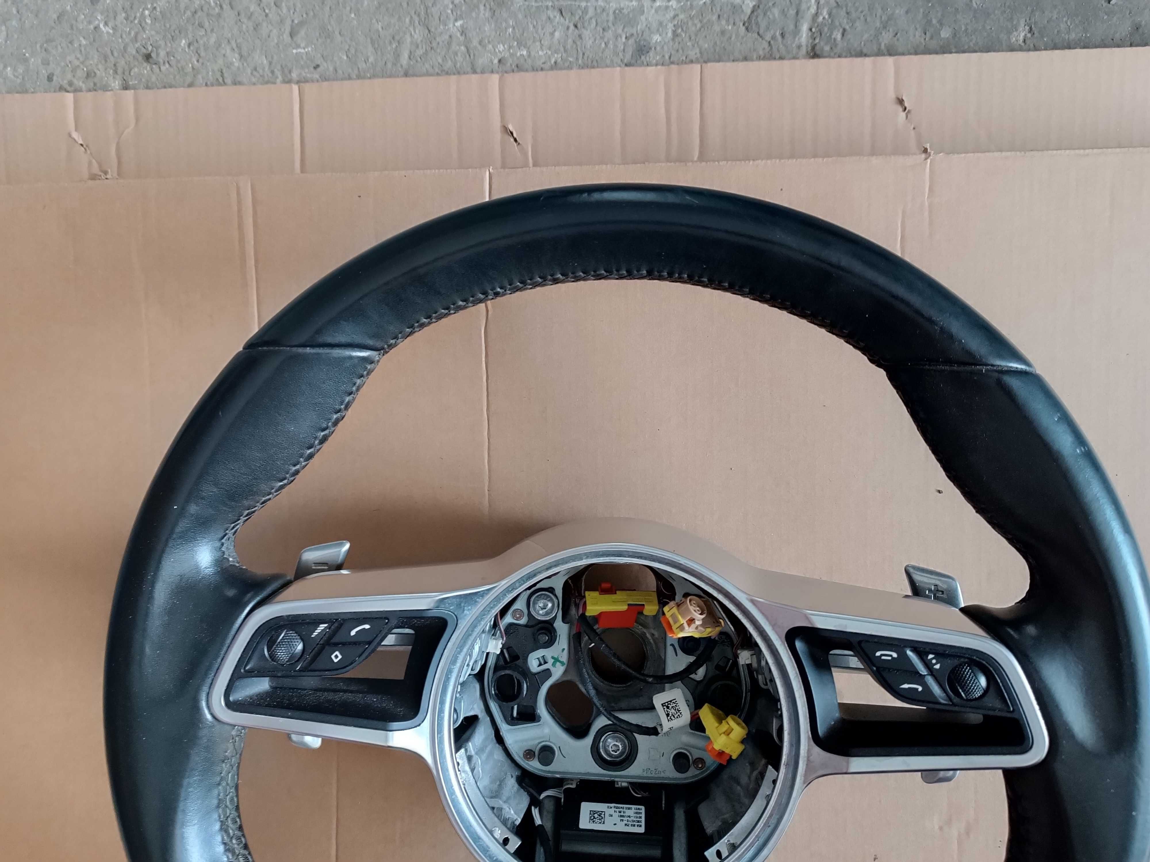 Kierownica Porsche macan S łopatki ładna
