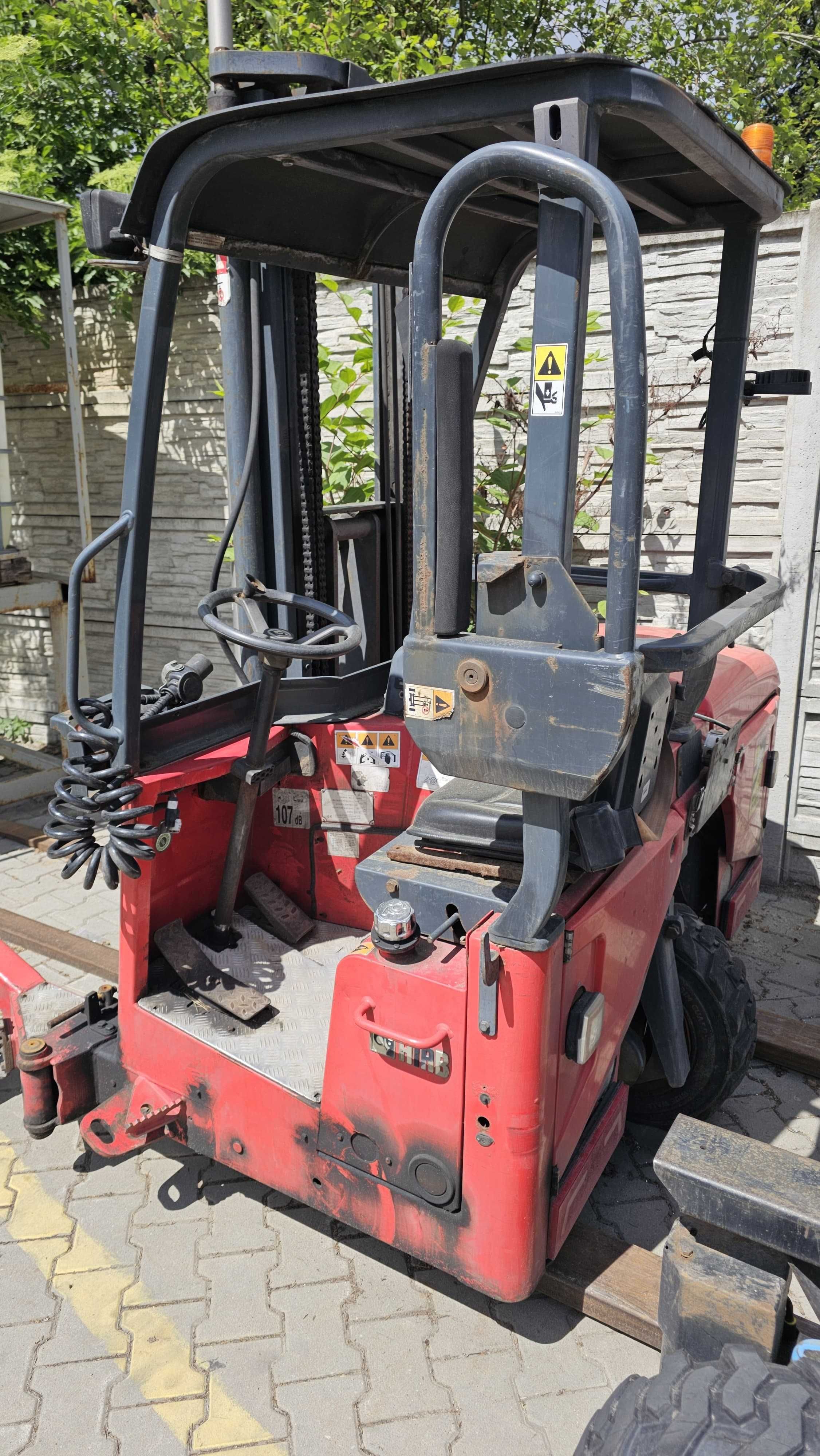 Wózek widłowy podwieszany Moffett M4 20.4