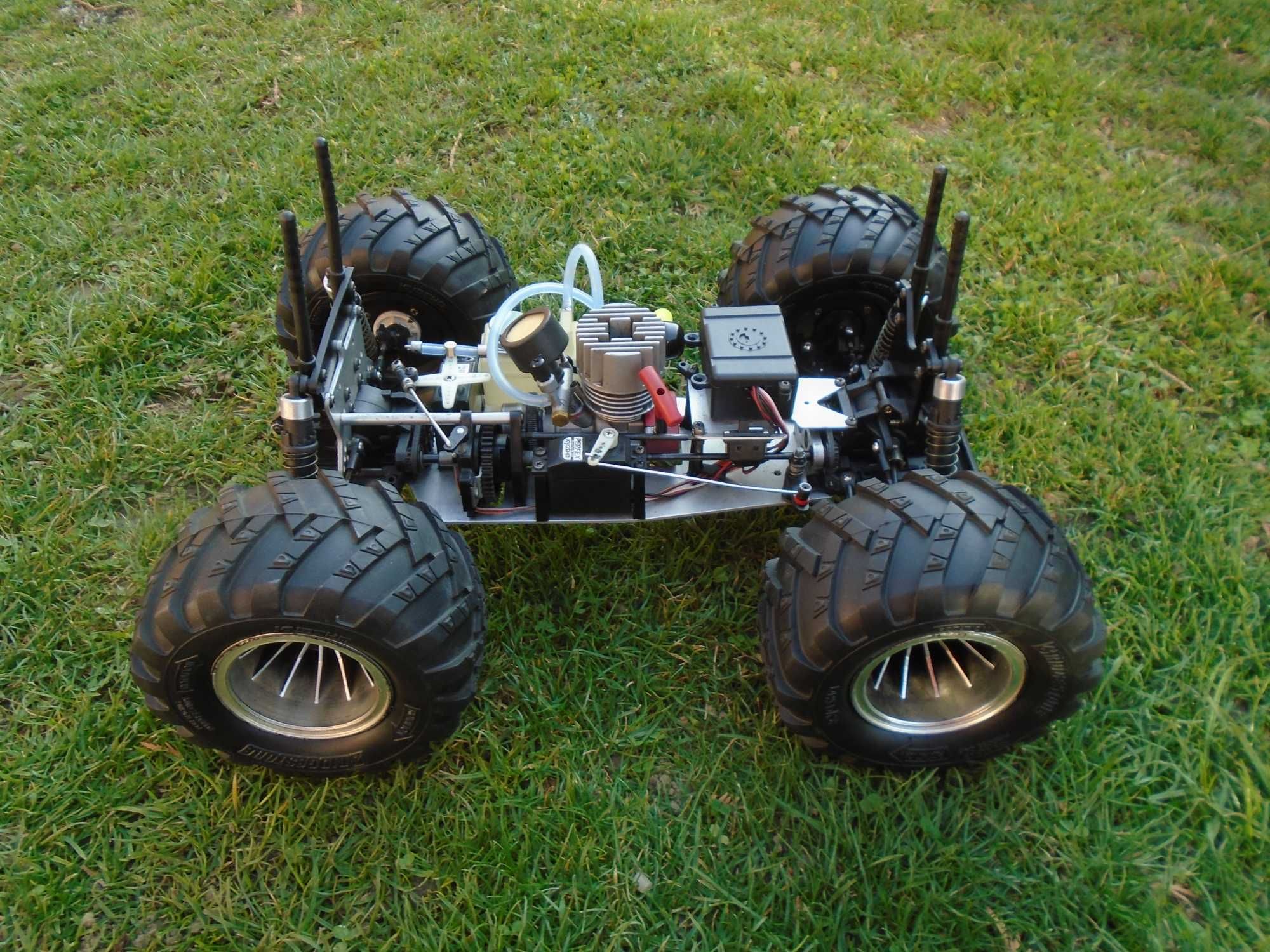 KYOSHO THRASHER Off Road 1:10 4WD Nitro Vintage Spalinowy Model RC