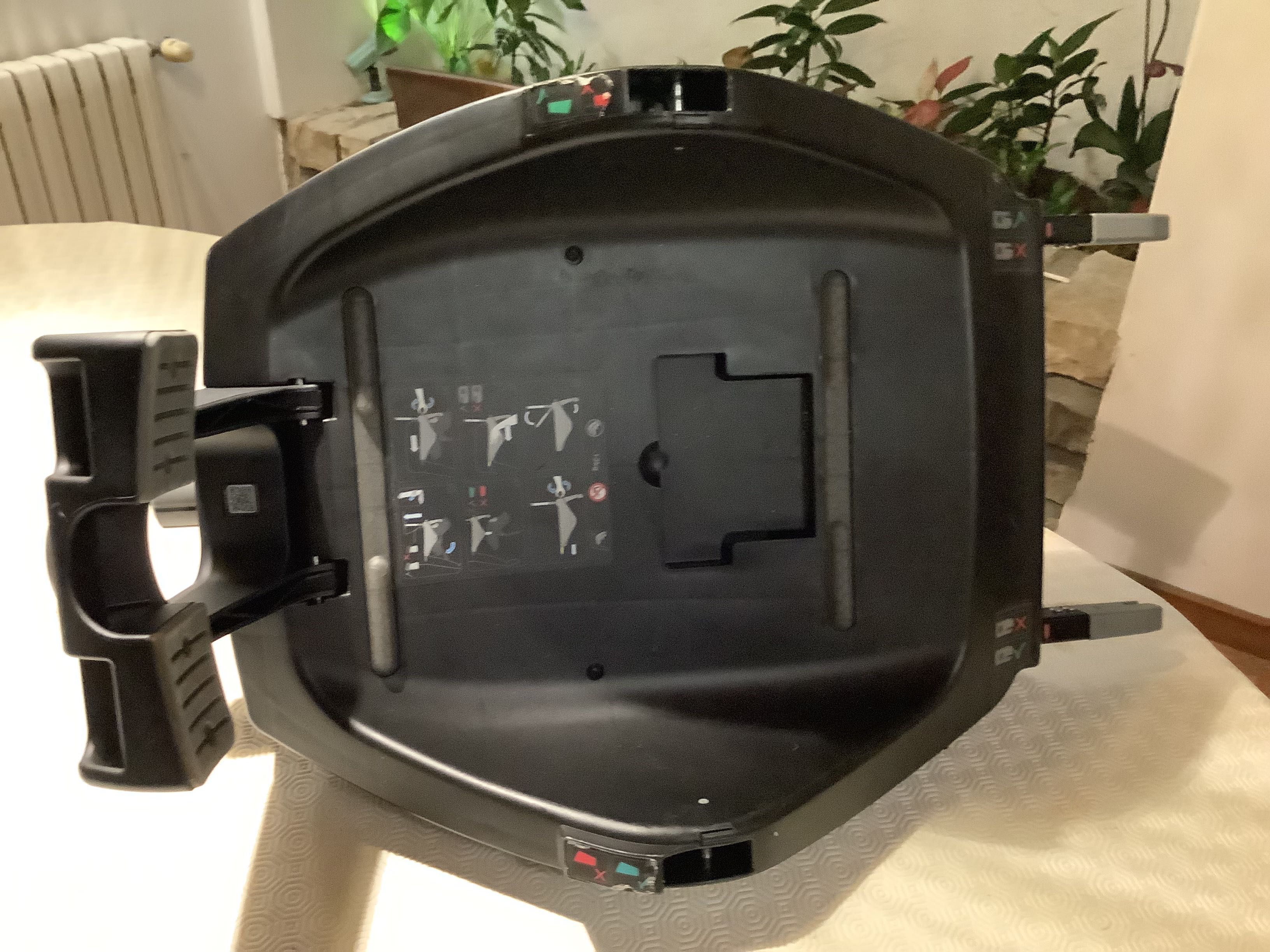Base porta bebés isofix dos 0 aos 13kg da marca Jané