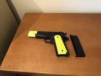 Airsoft colt 911