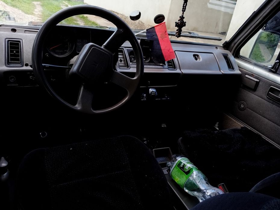 Isuzu Trooper 1988