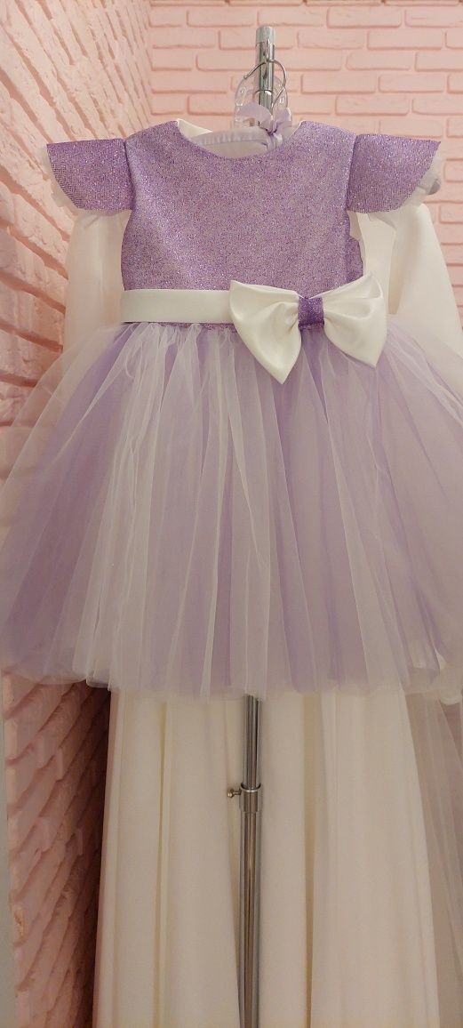 Нова дитяча святкова сукня детское нарядное платье