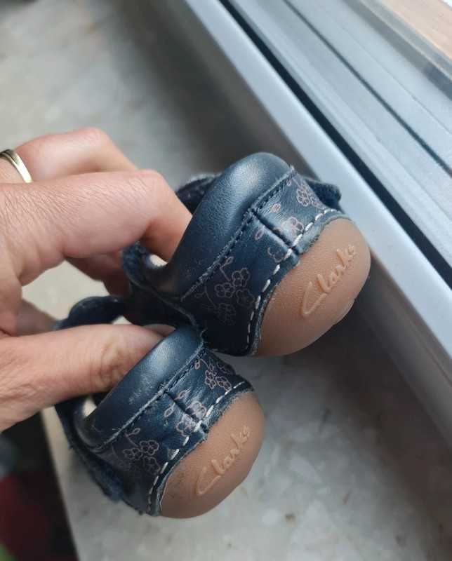 Clarks 18W miękkie buciki idealne skóra