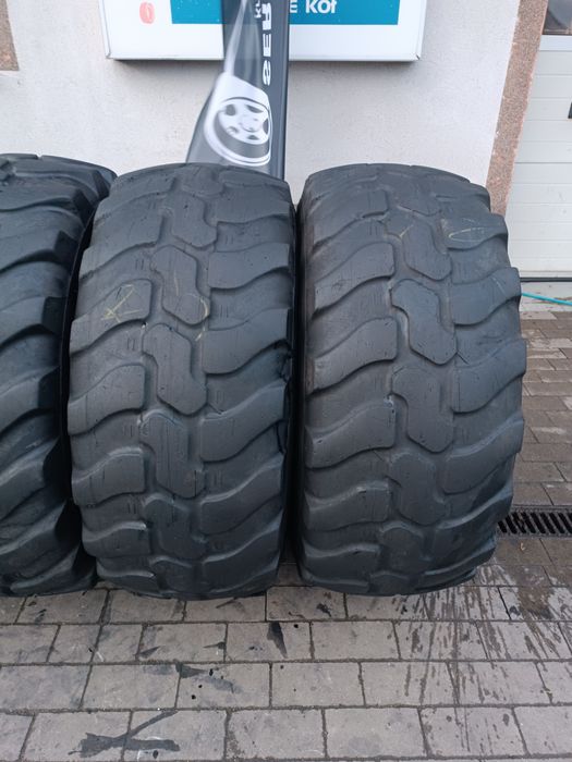 405/70R18 Dunlop SP T9 i Magna MA 11  15.5/70R18