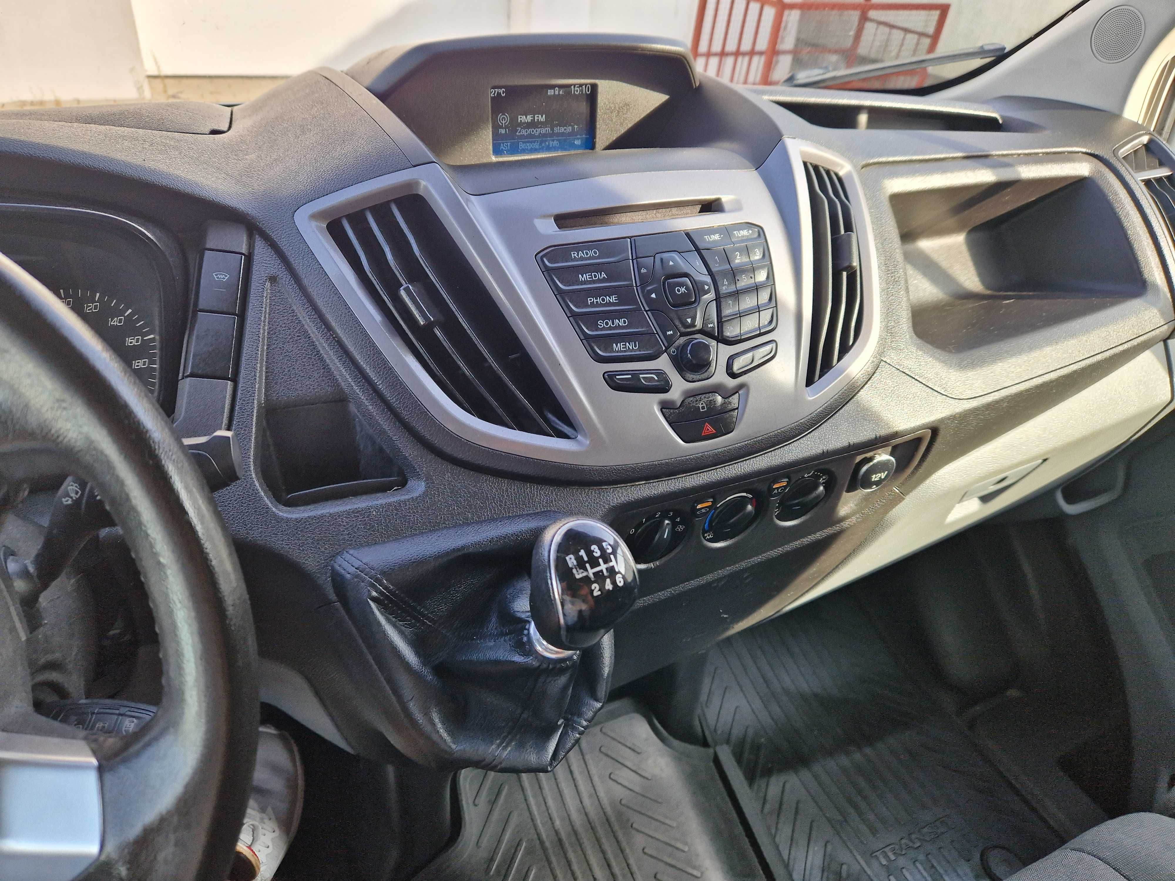 Ford Transit L4H3