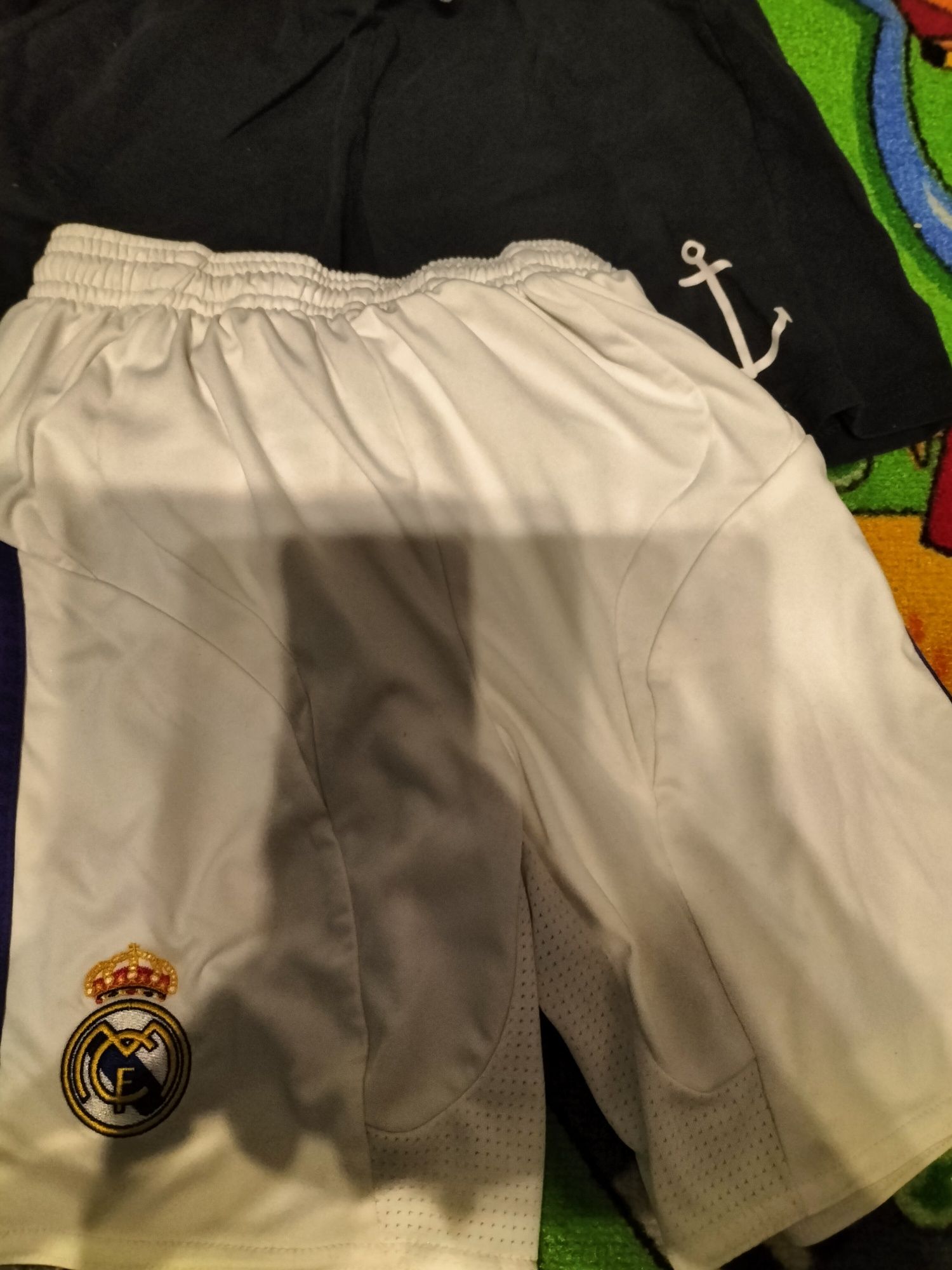 Spodenki szorty chłopiece 3 szt r.128 ,piłkarskie Umbro Adidas