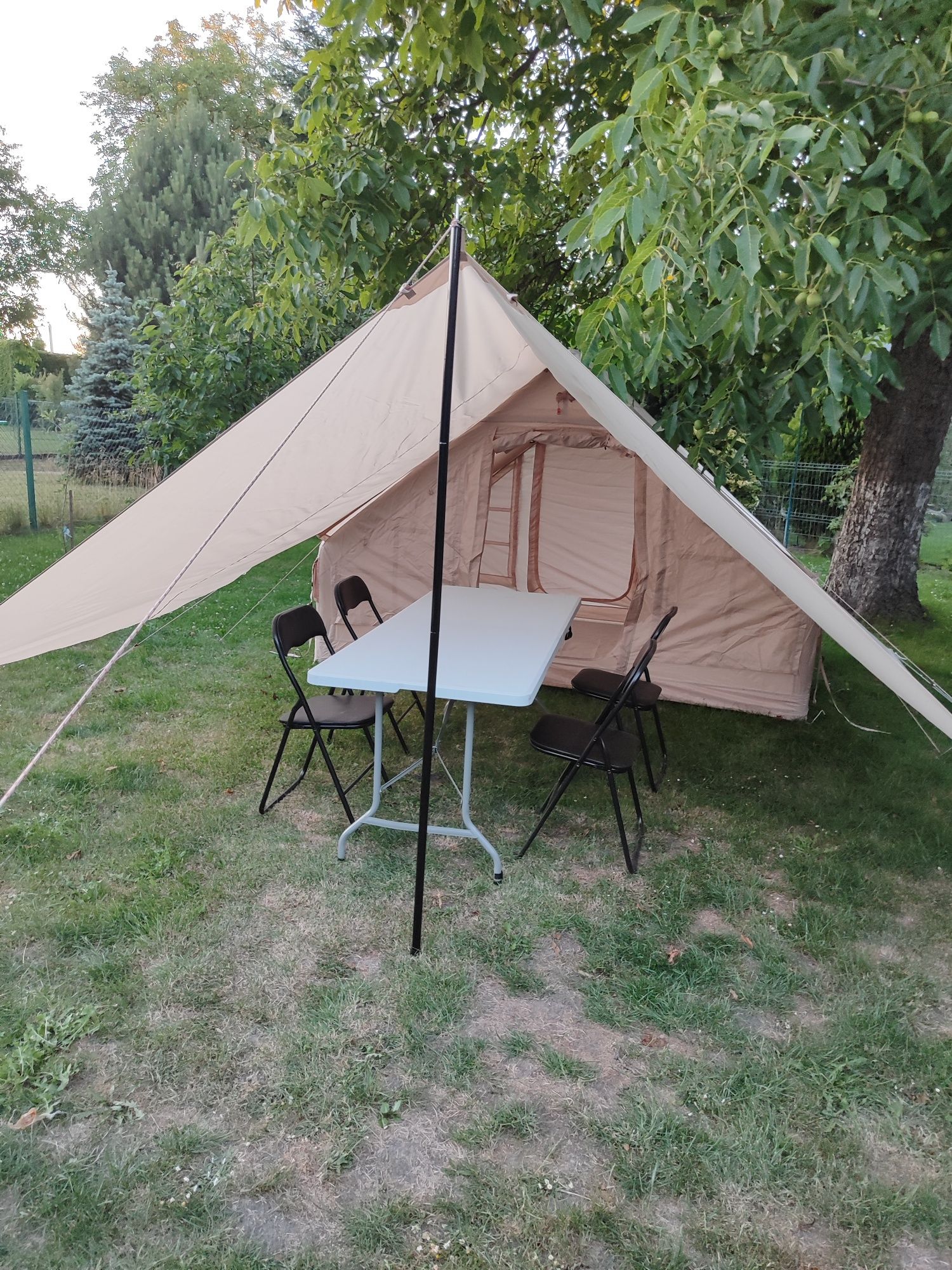 Namiot dmuchany 2x3 m + przedsionek 4x3 m