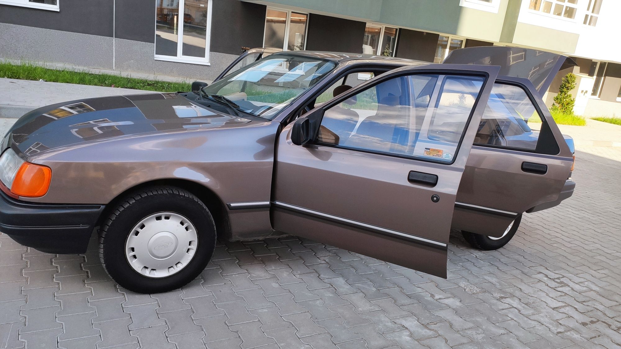 Ford Sierra Original Stan Рідна фарба