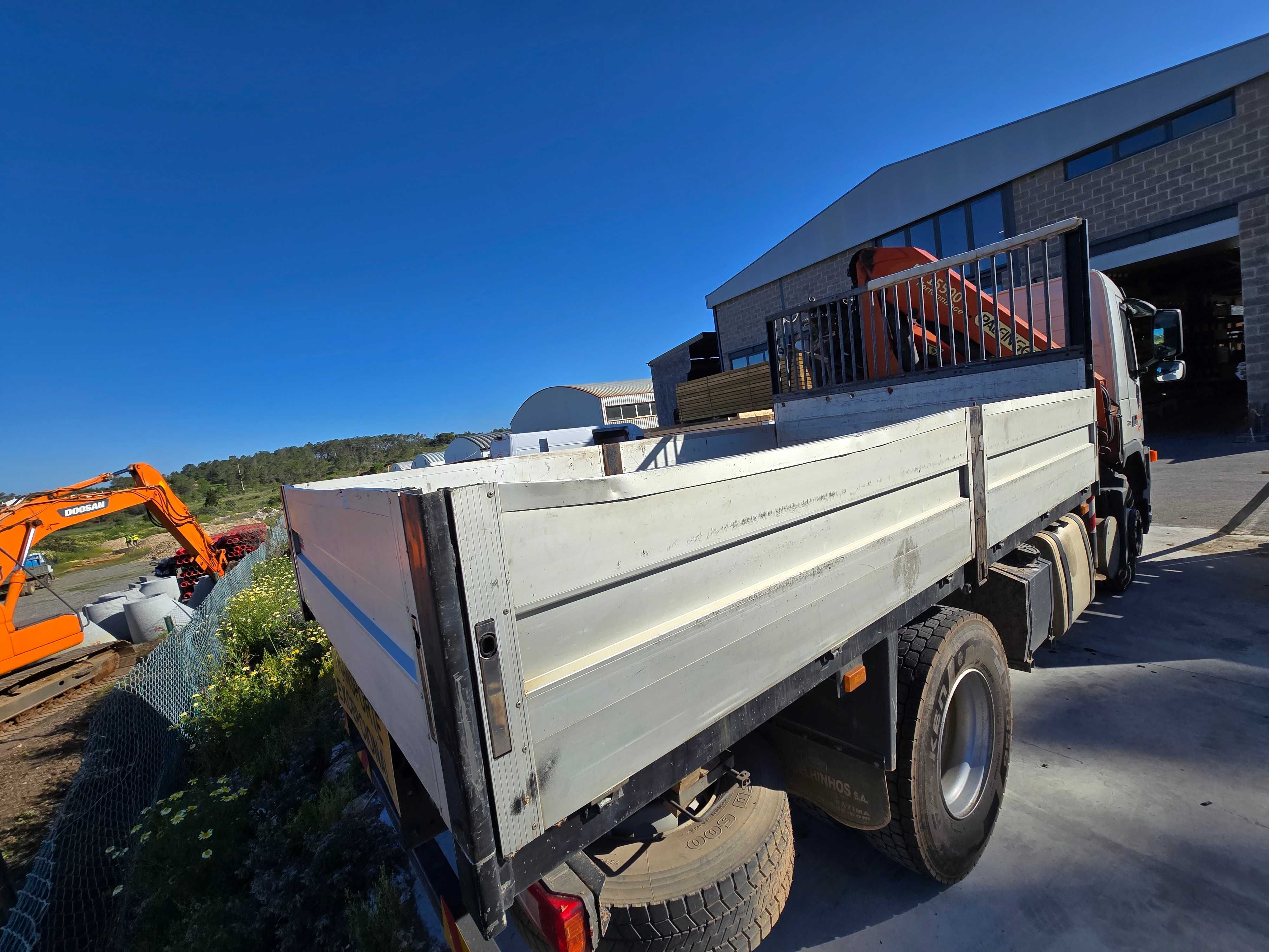 Camião grua Volvo FM 300