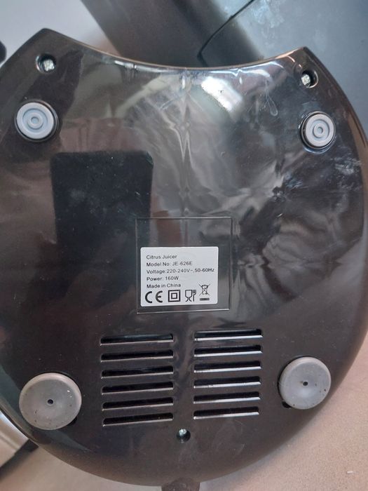 Espremedor elétrico