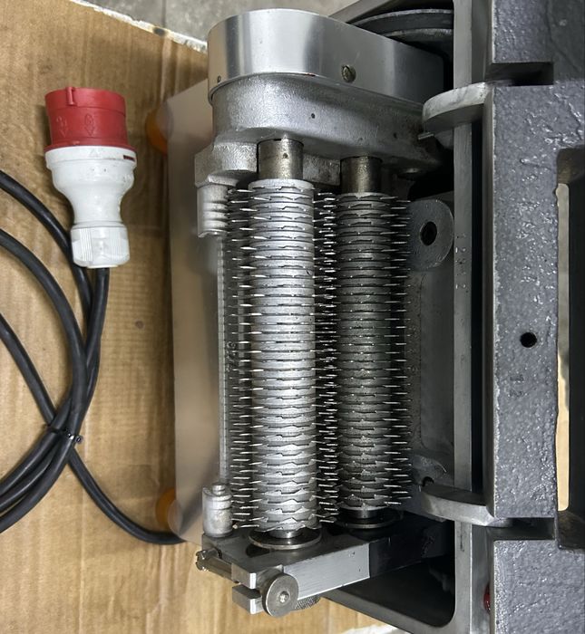 Тендерайзер для мʼяса ( розпушувач ) ADE.