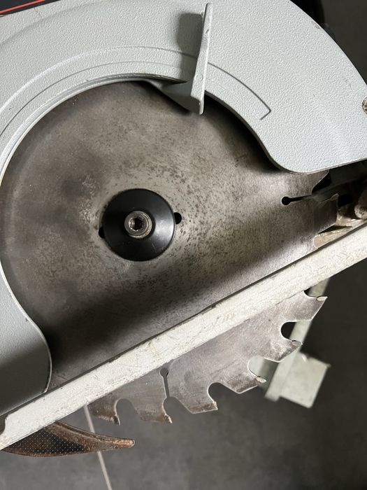 Потужна дискова пила Makita 5903R d 235mm