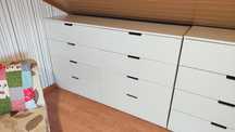 Cómoda NORDLI de 8 gavetas