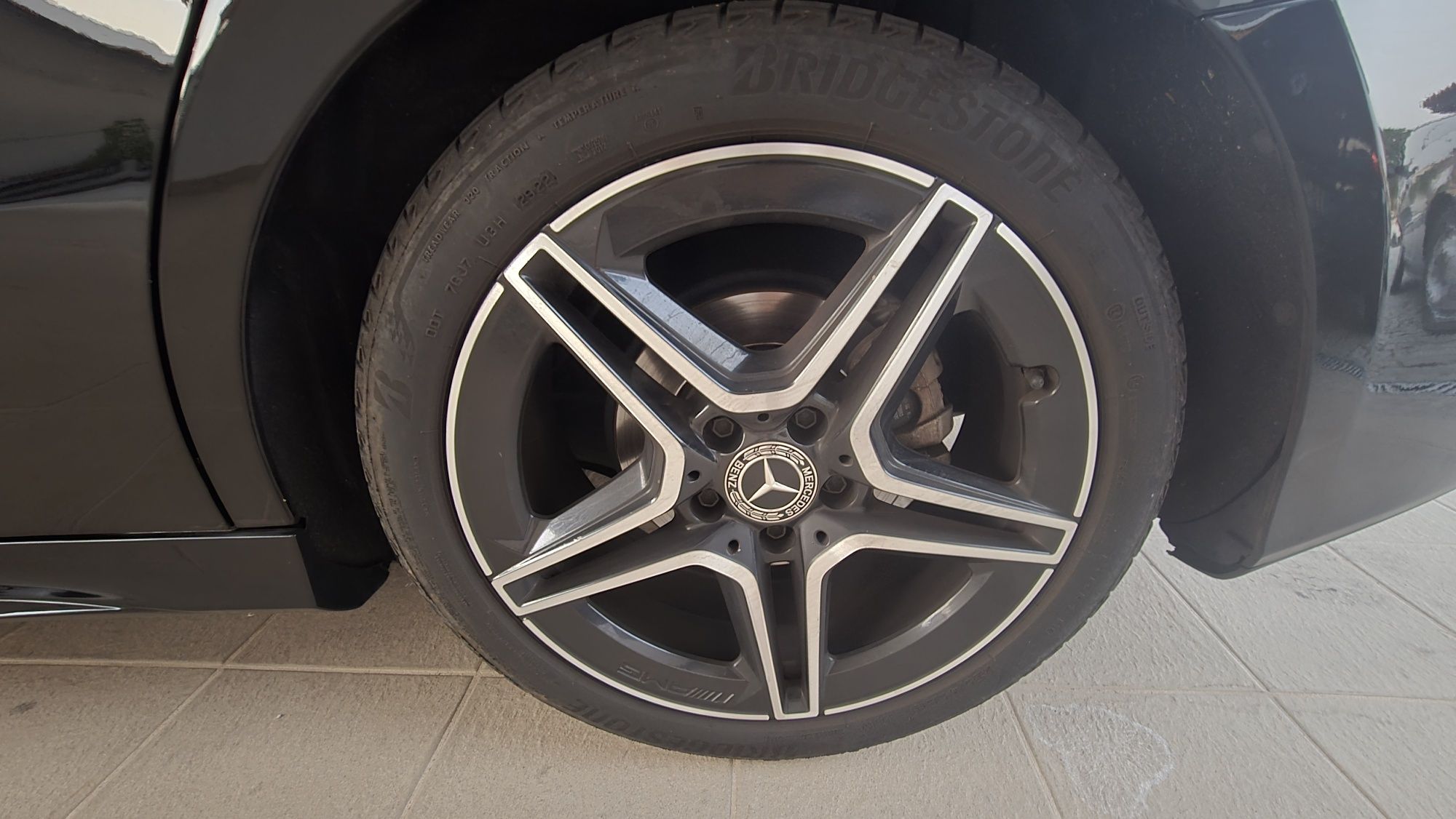 Mercedes A180d AMG limousine