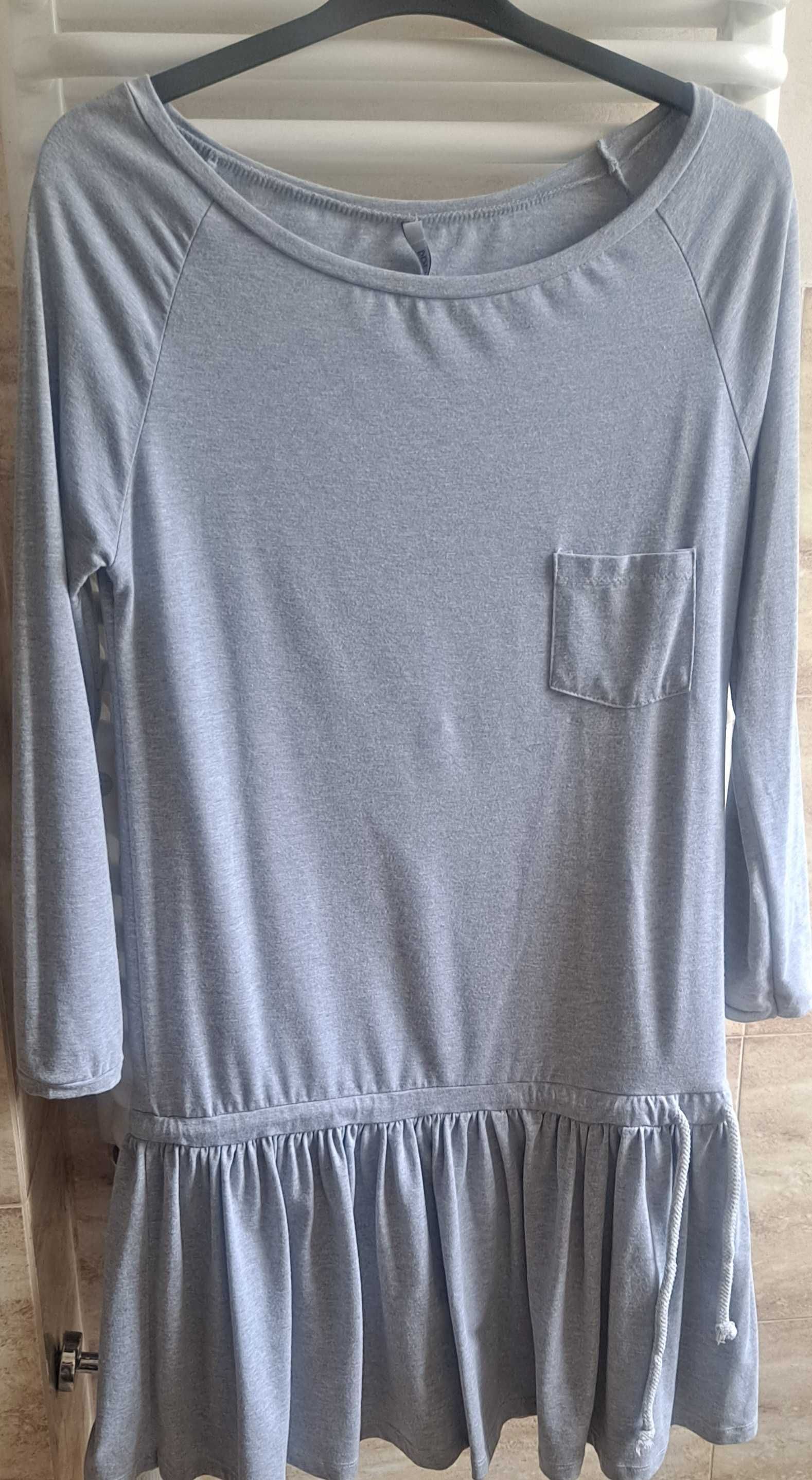 Sukienka dresowa oversize falbanka