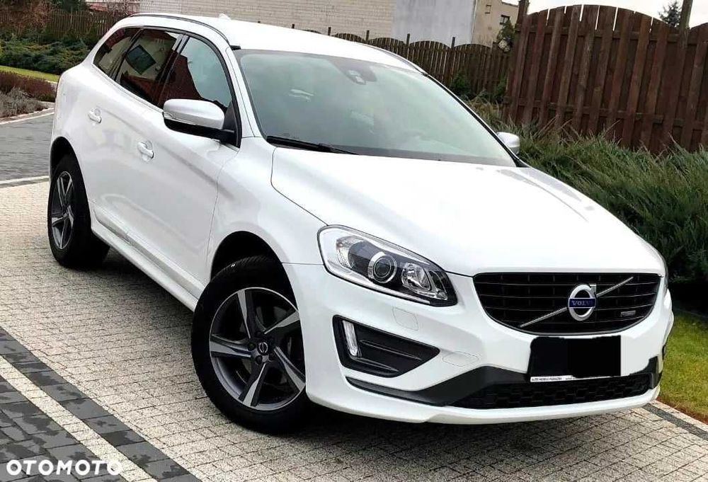VOLVO XC60 R-Design, 2015 rok, stan bardzo dobry +, manual, 2.0 diesel