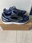 Продам дитячі кросівки Mizuno
