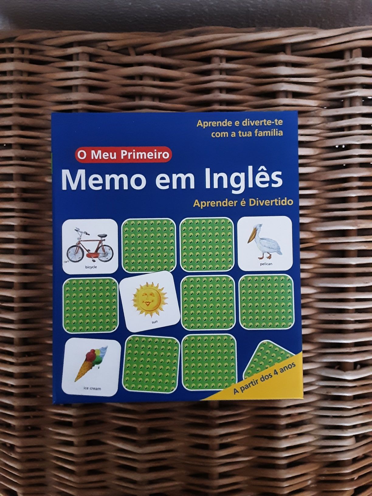 Jogo da memória português/ inglês