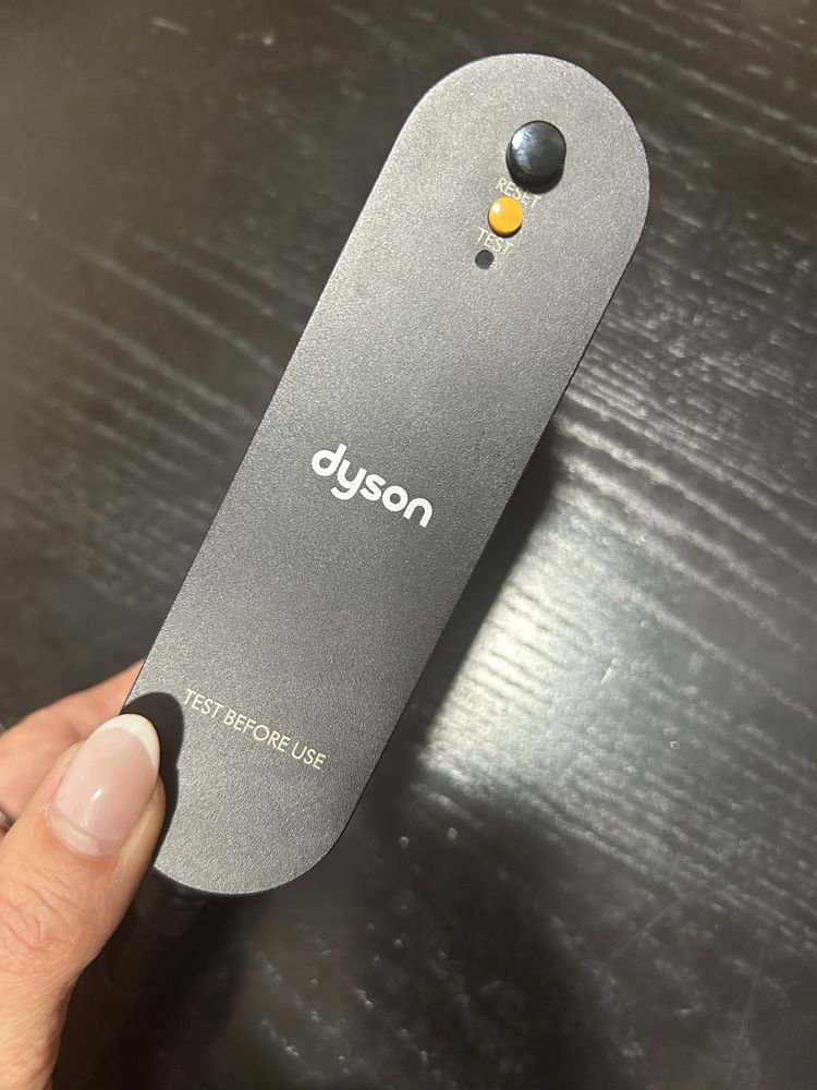 Prancha de cabelo dyson