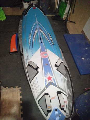 Deska windsurfingowa Tabou Rocket 125 statecznik, pokrowiec