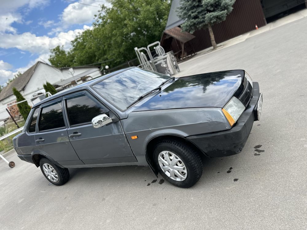 Продам 99 в чудовому стані