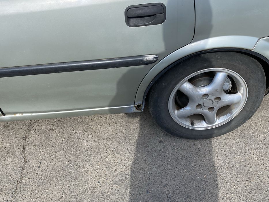 Продам опель вектра б