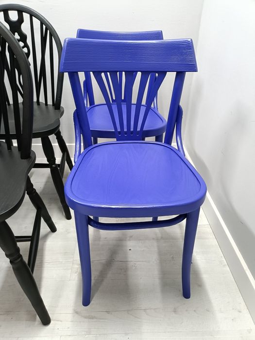 Krzesła Thonet Fameg Radomsko różne kolory na zamówienie