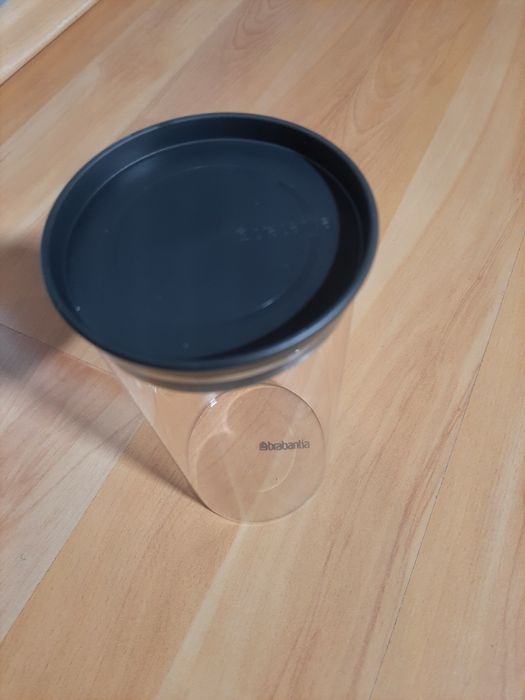 Pojemnik kuchenny szklany Brabantia 1,1l