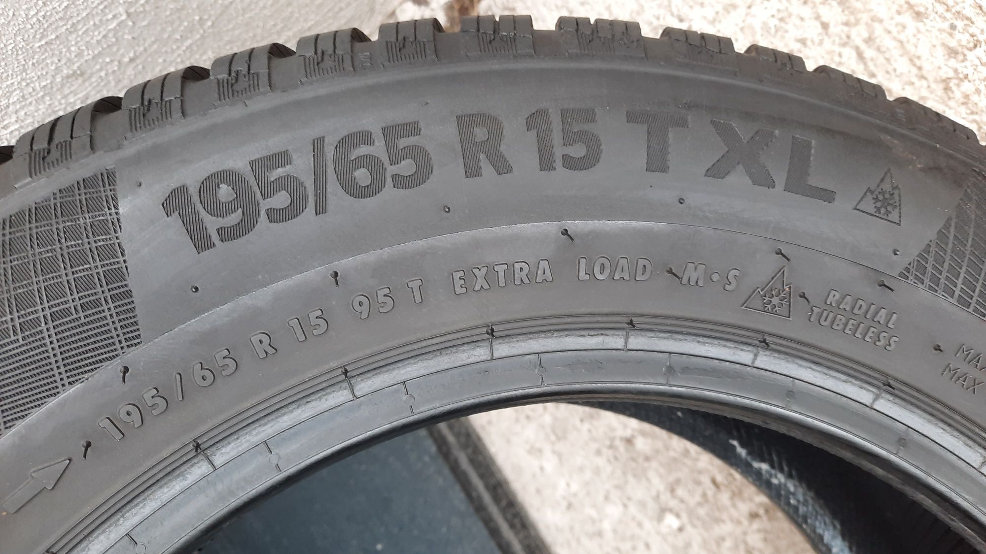 Continental 195/65 R15 WinterContact TS860