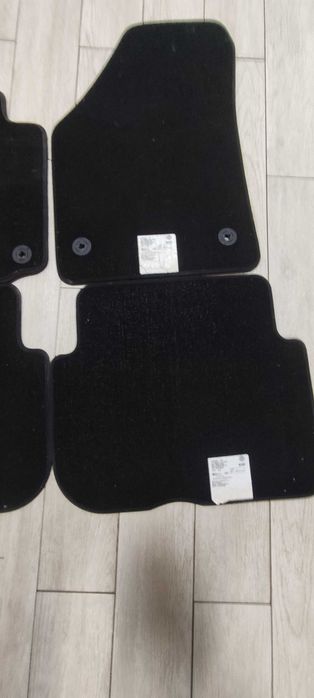 Коврики ворсові оригінал, Volkswagen Touran 2011