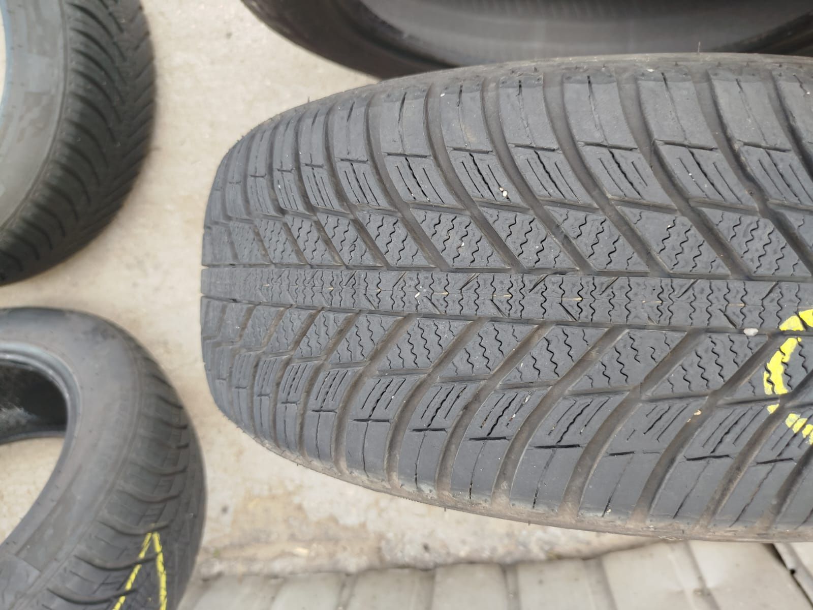 Opony nexen 205/55r16 wielosezonowe 24 rok produkcji