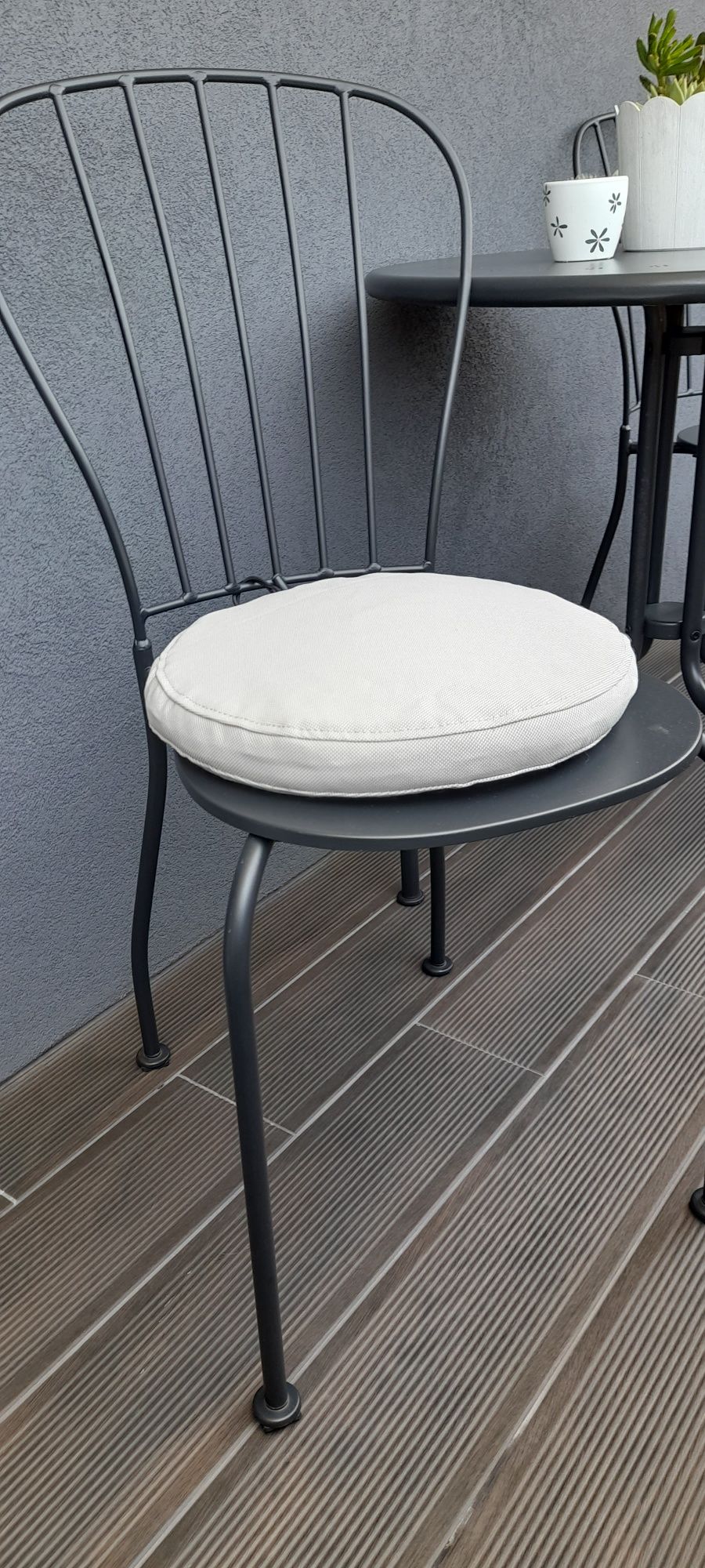 Mesa e cadeiras de exterior (ikea)