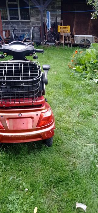 Trójkołowy skuter elektryczny inwalidzki , pojazd dla seniora