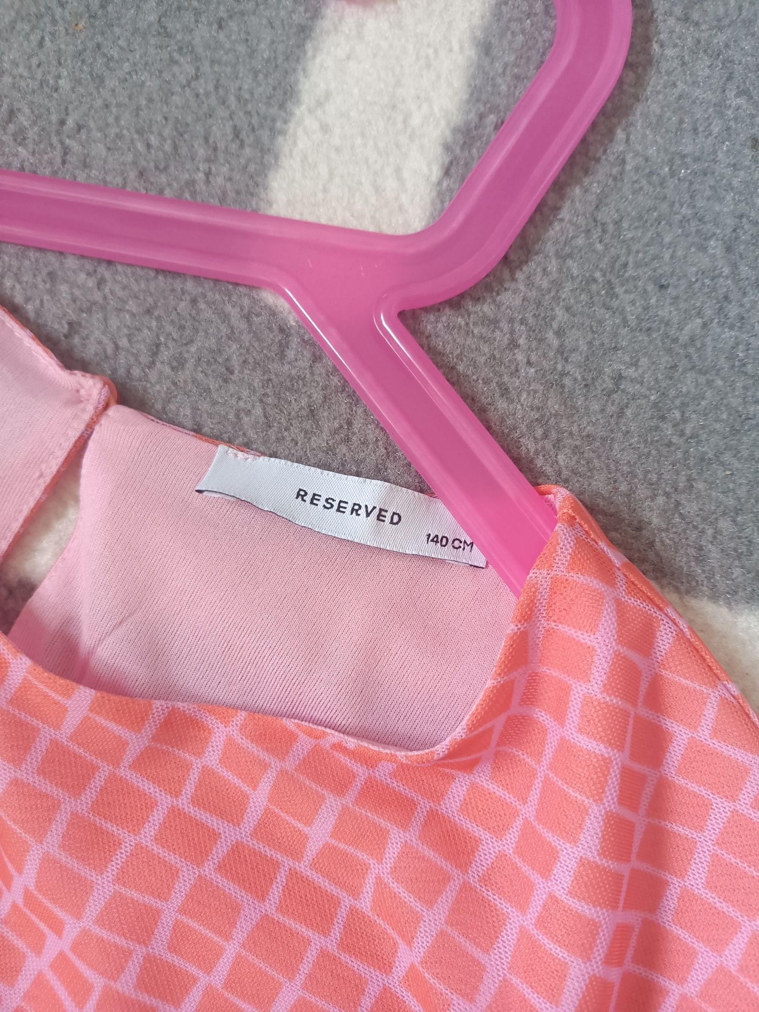 Reserved sukienka dzianinowa r.140