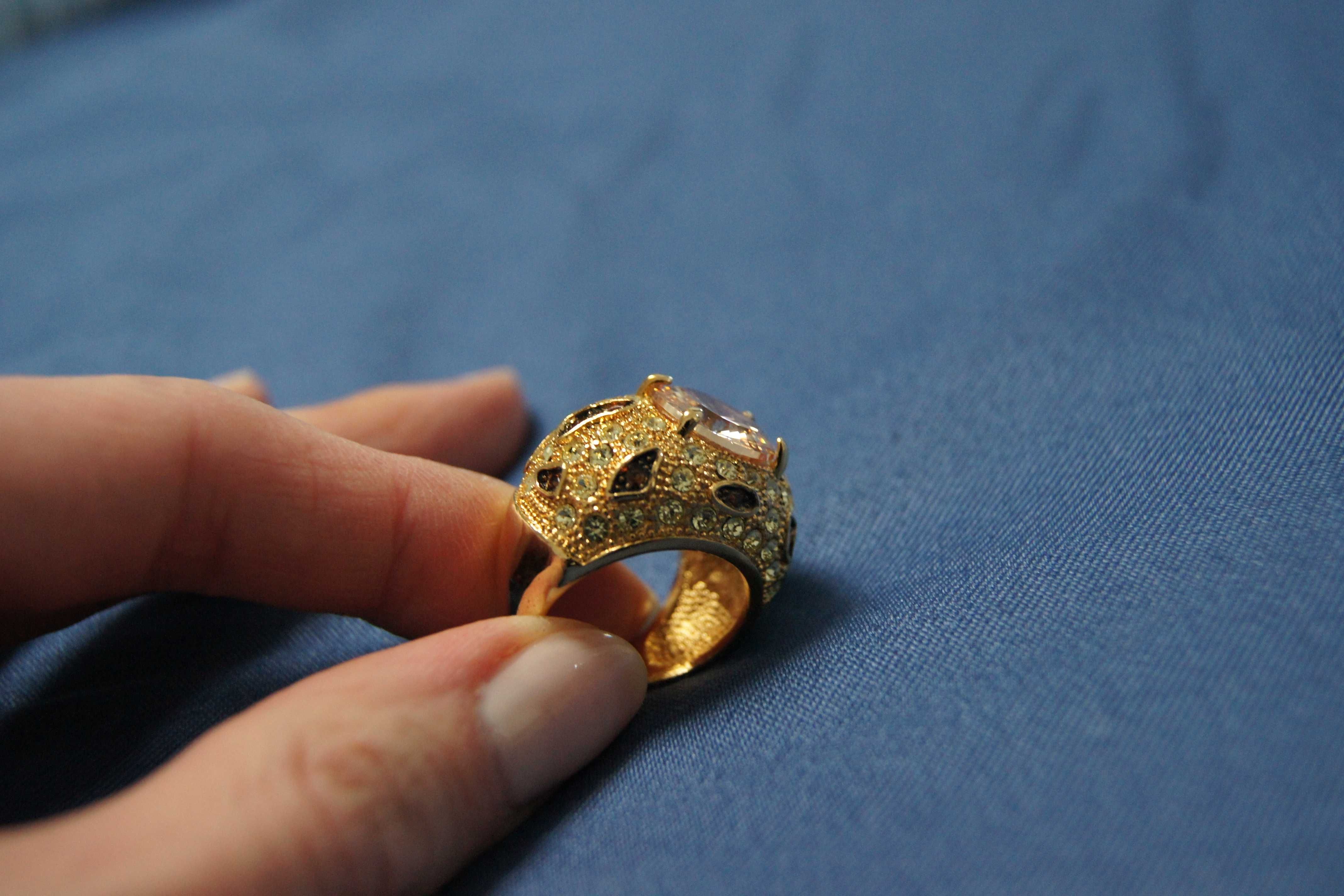 pierścionek mosiadz pozłacany przepych cyrkonie swarovski preciosa 15