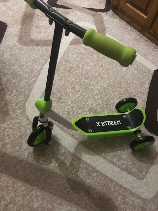 Moto Chicco trotinet