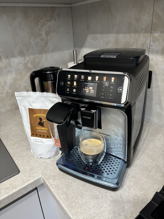 Кавоварка philips late go 5500