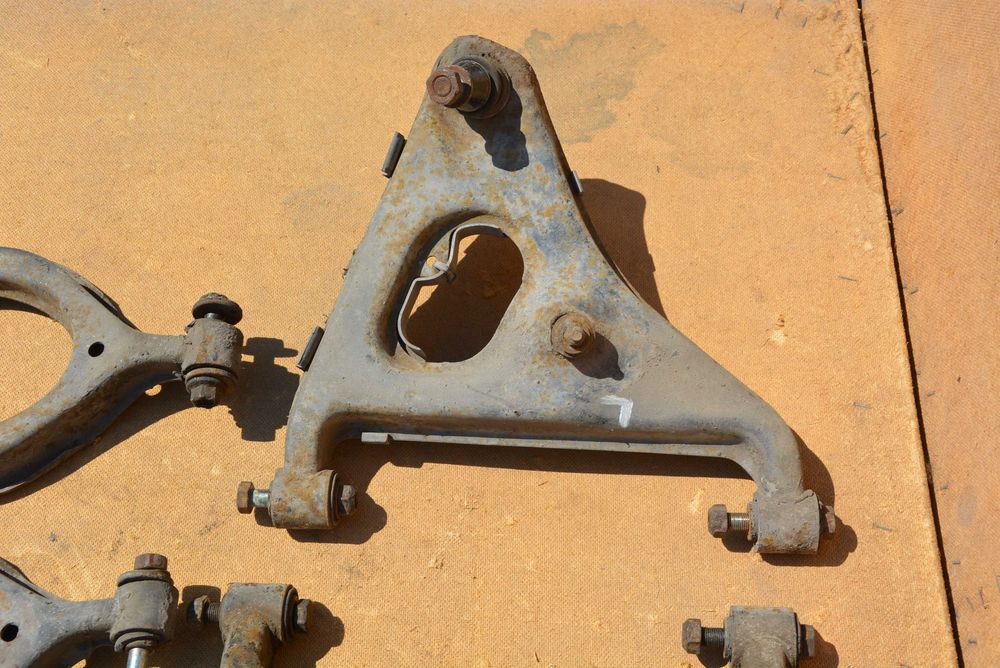 Nissan 300ZX Z32 wahacze tył tylne