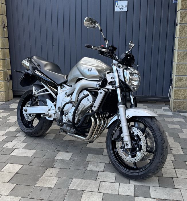 Yamaha FZ6N Fazer обслужений доставка