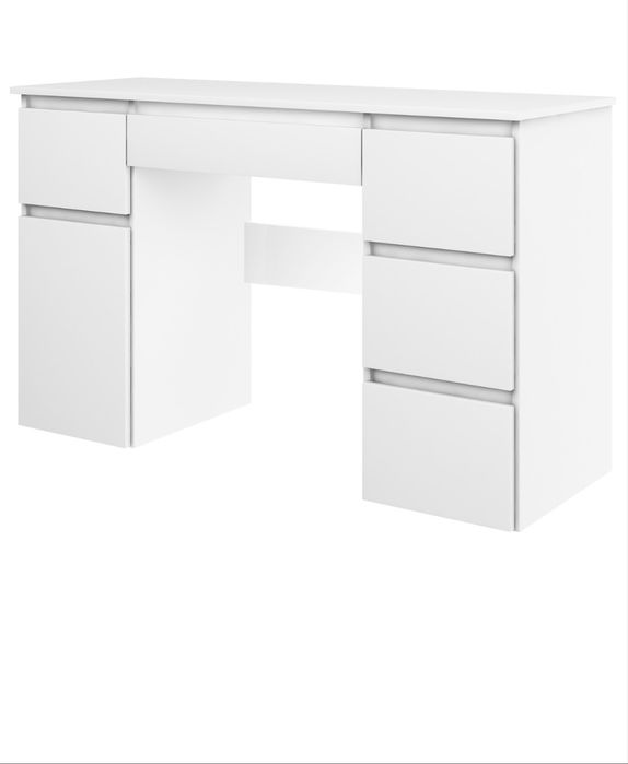Białe biurko z szufladami