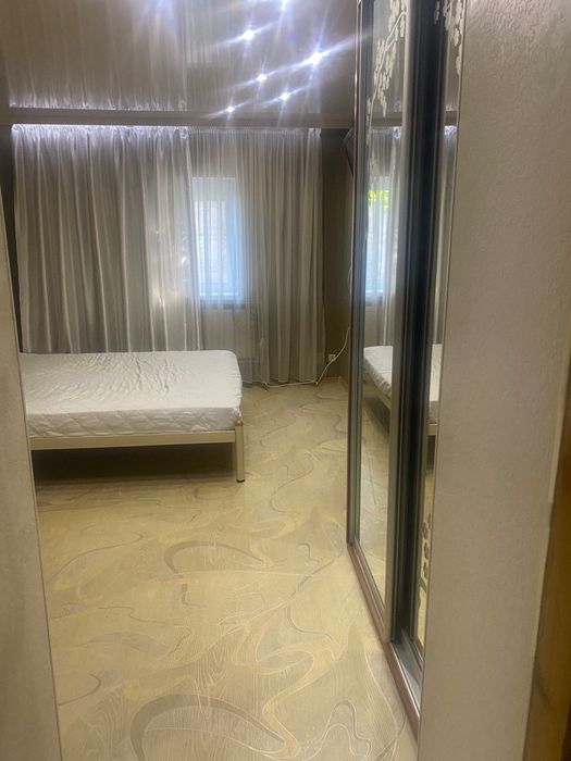 Аренда 3к дом центр города. Вверх Артёма