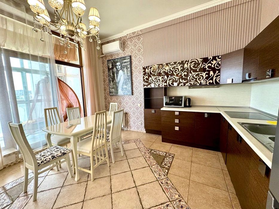 Аркадийский дворец 2 комн.  Панорамный вид моря  огромная Терраса